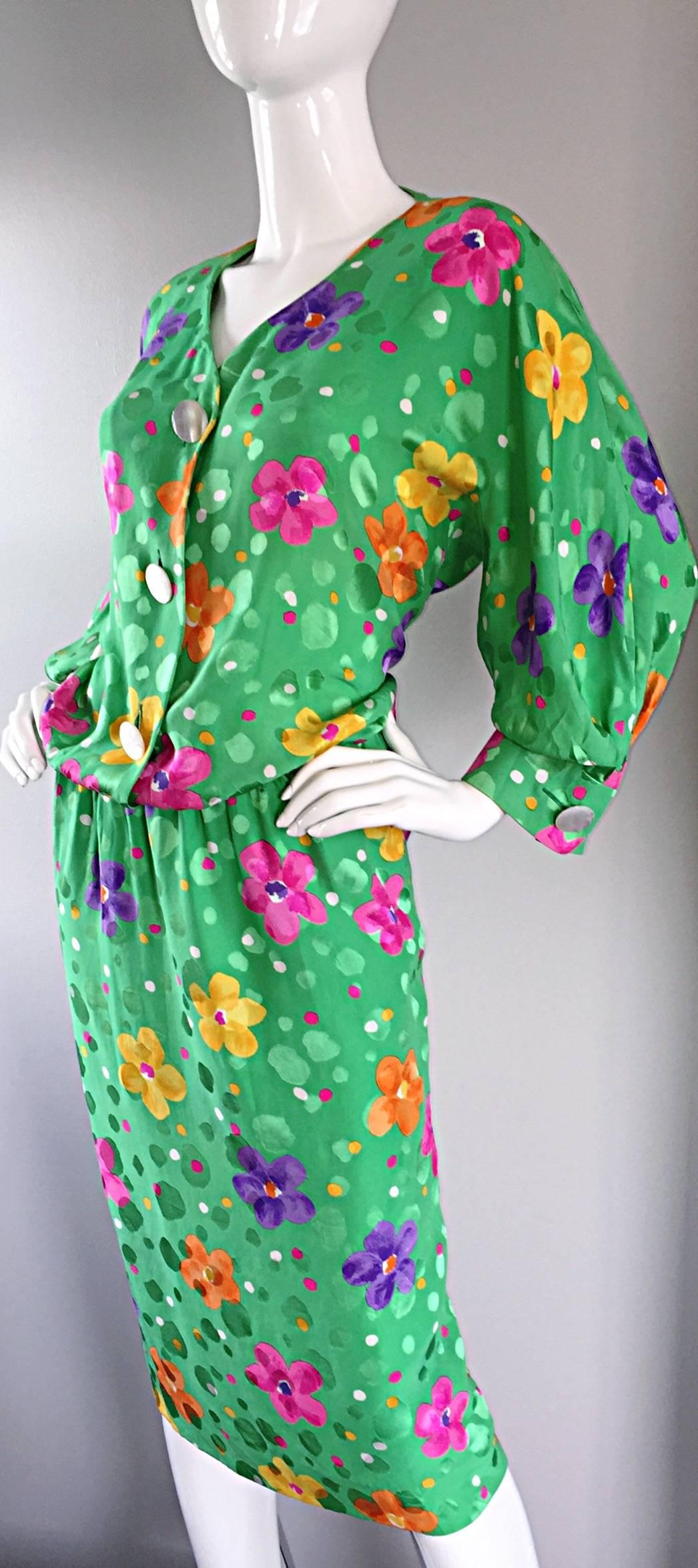 Beautiful Vintage Akris Green Silk Dress w/ Colorful Flower Print Size 14 / 46  2
