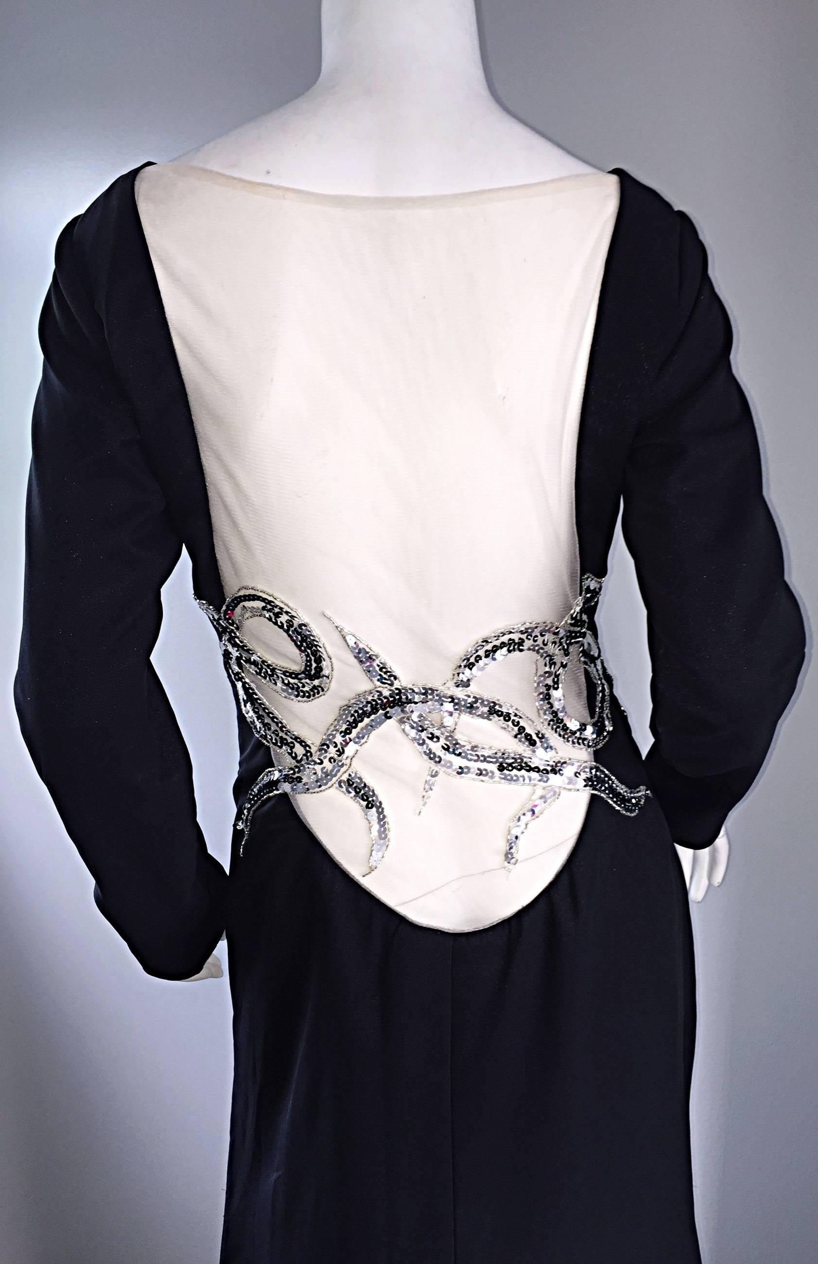Robe sexy vintage faite sur mesure en soie noire et paillettes avec fente à la cheville et traîne en vente 3