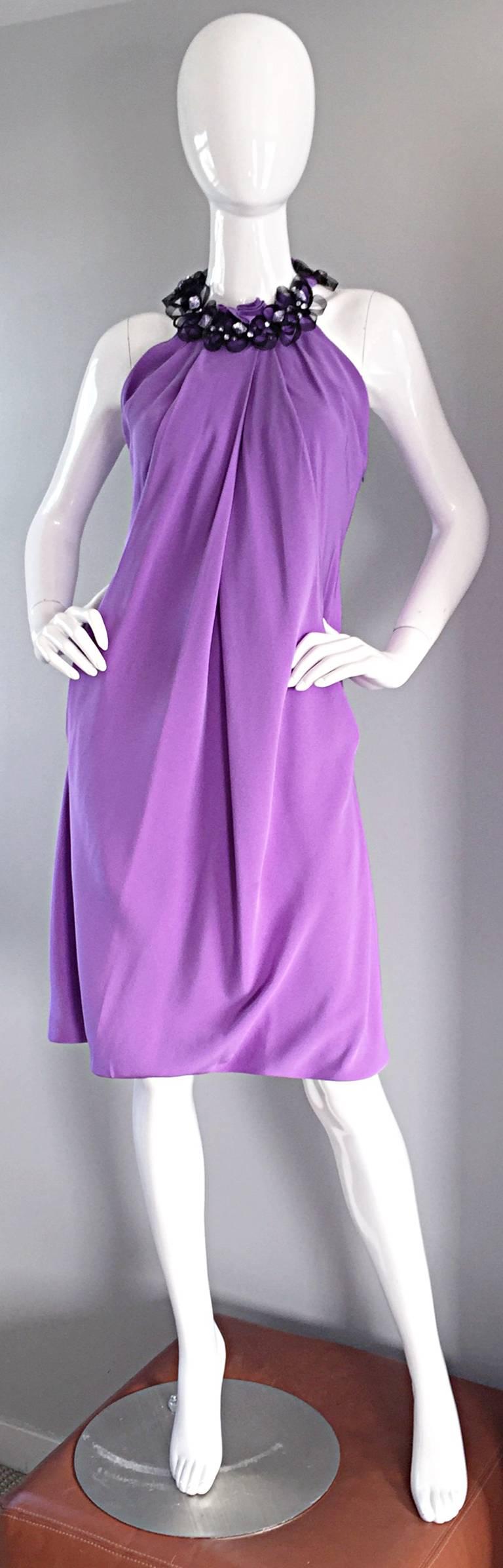 Chic Pamella Roland Light Purple Lilac Beaded Bib Collar Bubble Grecian Dress In Excellent Condition For Sale In San Diego, CA