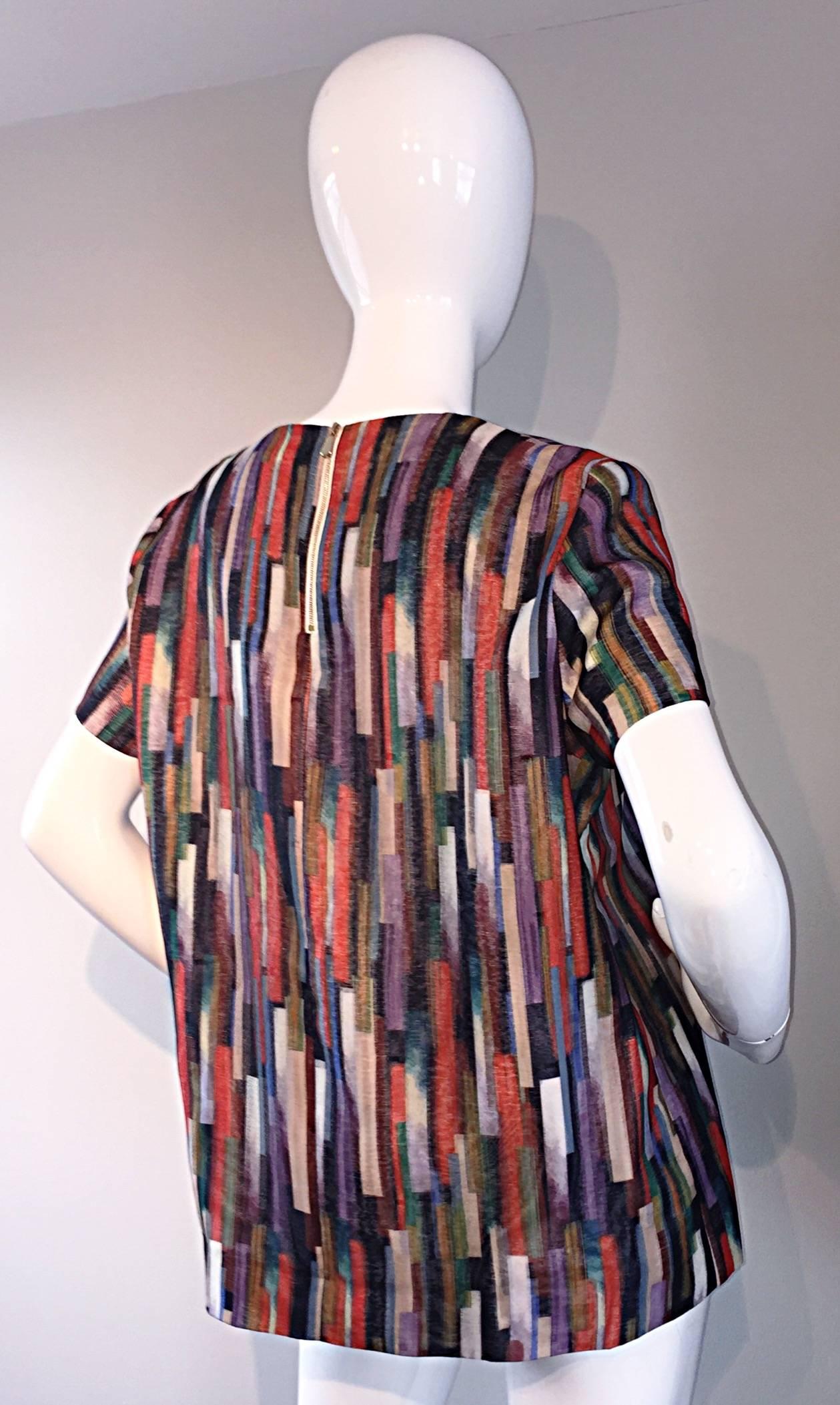 Gerard Darel Multi Color Abstract Silk Trapeze Swing Top / Blouse Made in France In Excellent Condition For Sale In San Diego, CA