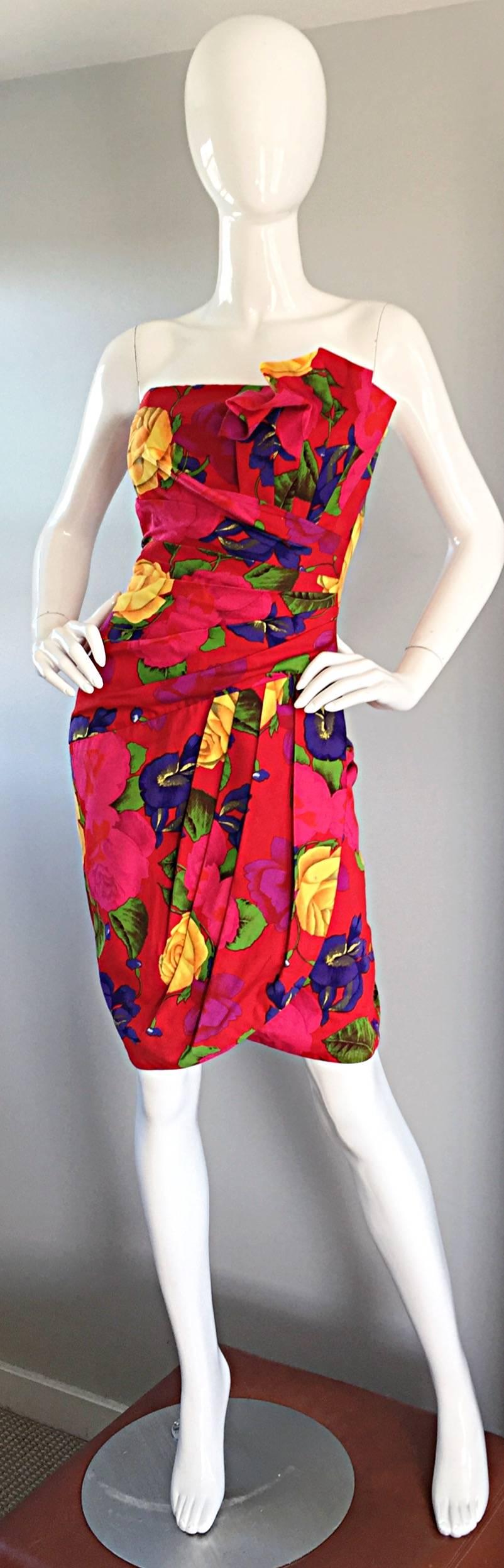 Neiman Marcus - Robe vintage sans bretelles à fleurs hawaïenne Origami Wiggle, taille 8 Excellent état - En vente à San Diego, CA