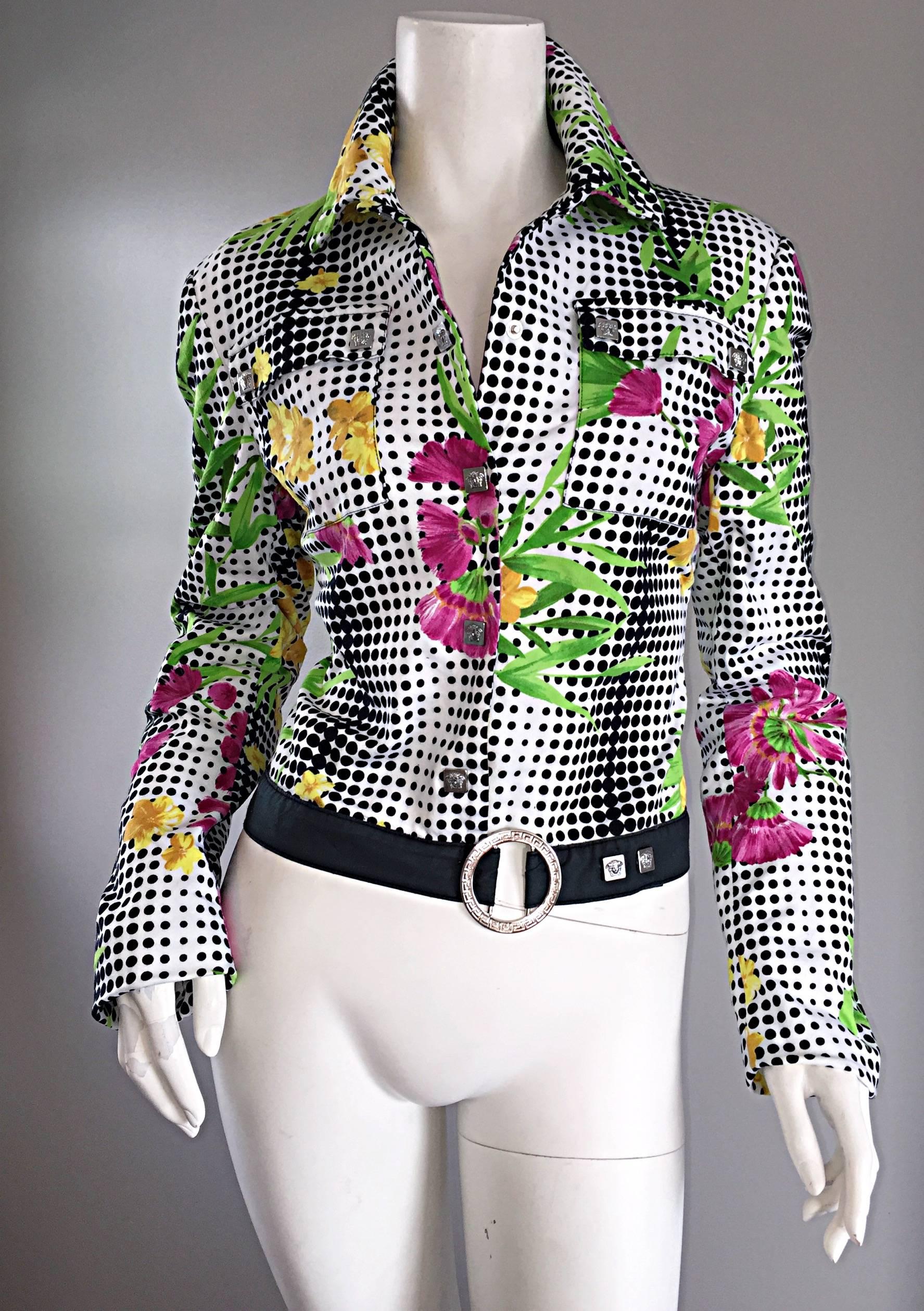 Important Vintage 1990s Gianni Versace Jeans Couture Op  Art Belted 90s Jacket For Sale 2