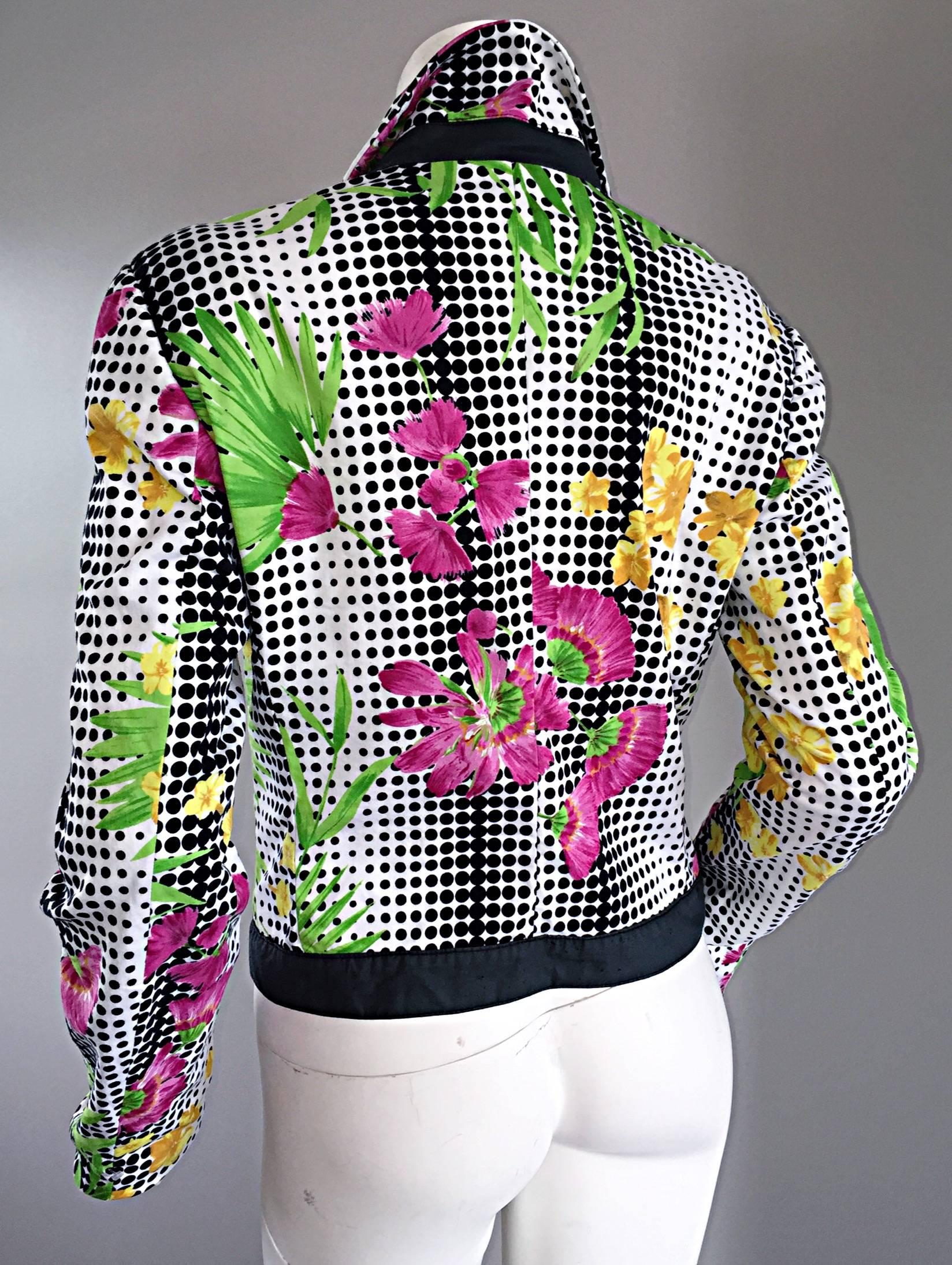 Important Vintage 1990s Gianni Versace Jeans Couture Op  Art Belted 90s Jacket For Sale 4