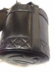 MINT. Vintage CHANEL black lambskin bucket hobo drum shoulder bag with chain