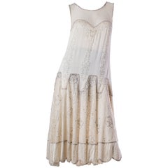 Used 1920S  Cream Beaded Silk & Chantilly Lace Drop Waist Flapper Bridal Cocktail Dr