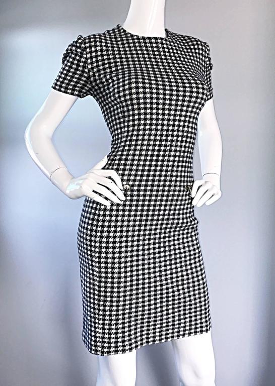 long sleeve backless dress One Step Ahead main image 0