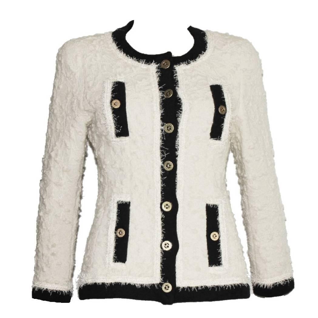 Iconic Collector's CHANEL Signature Boucle Jacket 1994