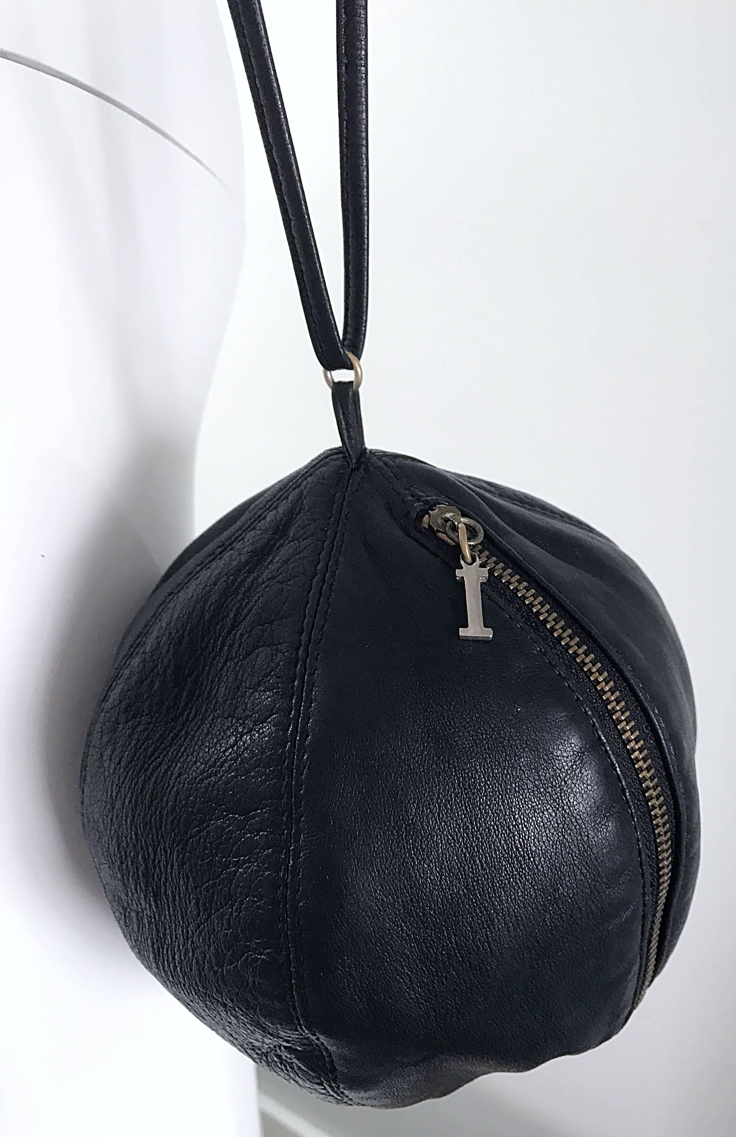 Rare Vintage Isaac Mizrahi Black Leather ' Bowling Ball ' Punch Bag Purse 1990s 2