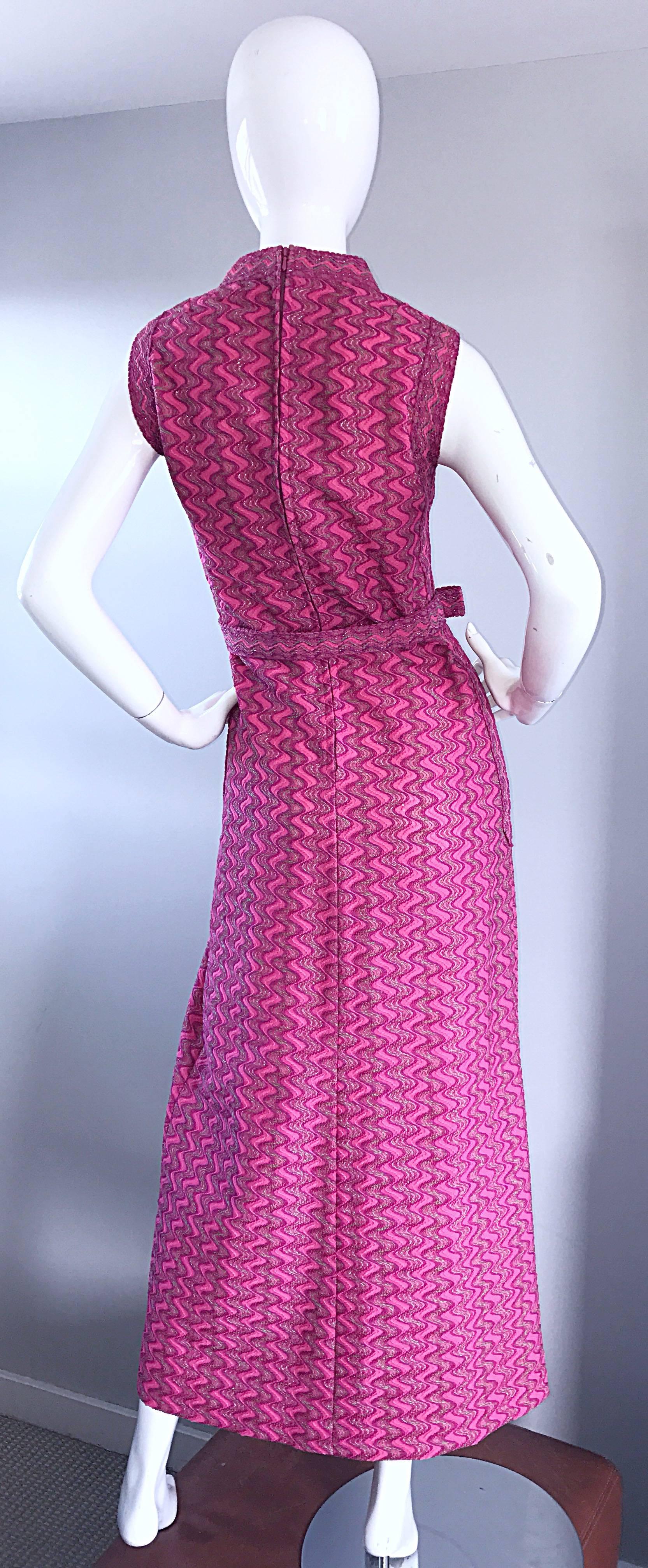 1960s Hanro Siesta Fuchsia Hot Pink Zig Zag Vintage 60s Kint Maxi Dress w/ Bow 5