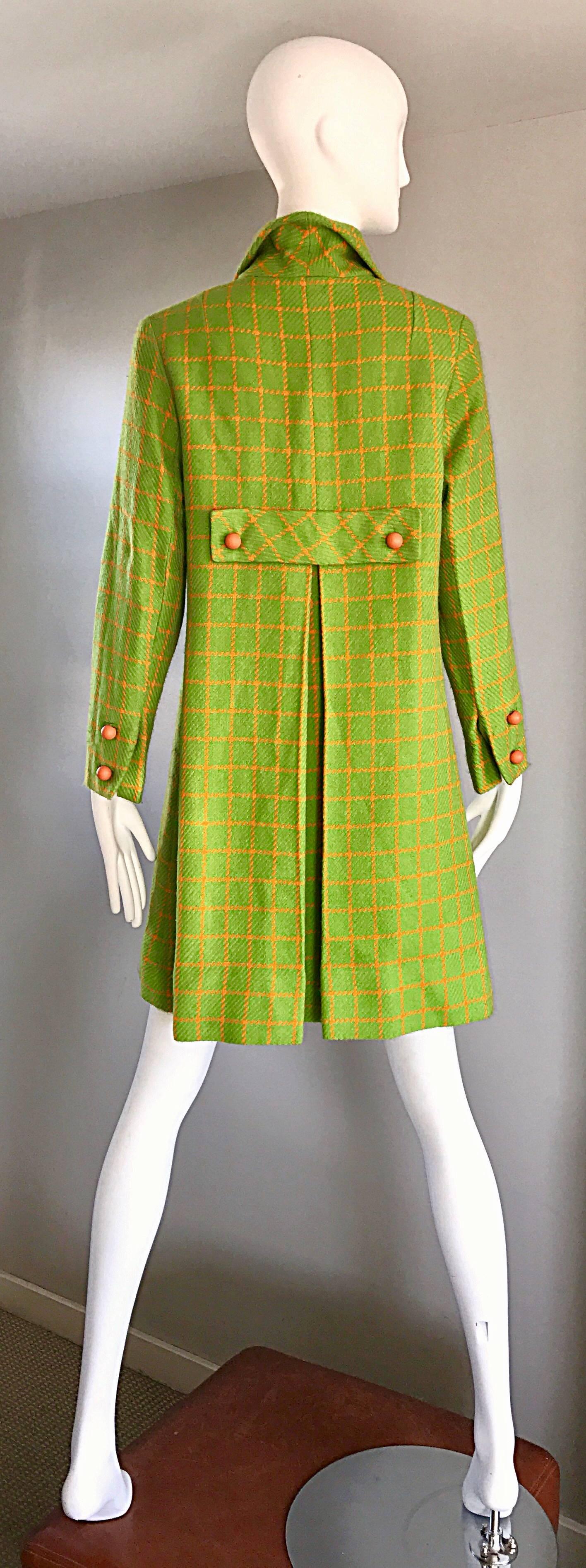 1960s Neon Lime Green and Orange Checkered Vintage 60s Wool Swing Jacket Coat In Excellent Condition In San Diego, CA