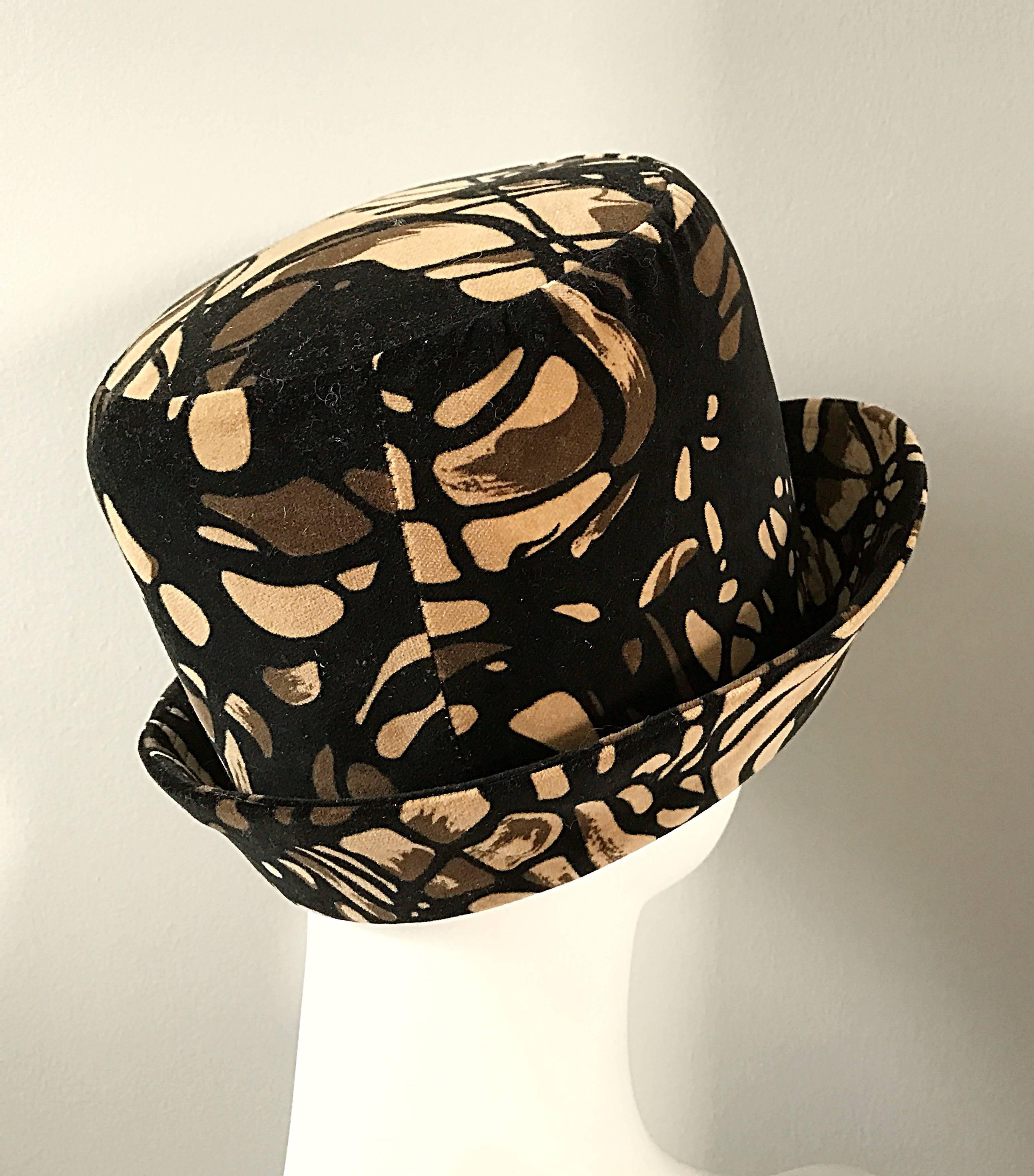 1960s Oleg Cassini 1920s Style Brown + Tan + Black 60s Mod Vintage Cloche Hat In Excellent Condition In San Diego, CA