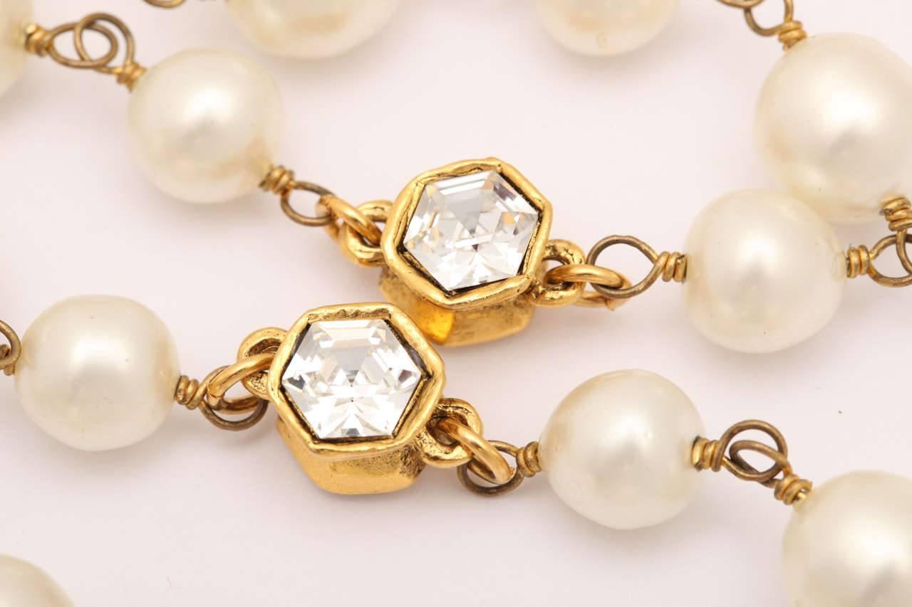 chanel pearl necklace vintage