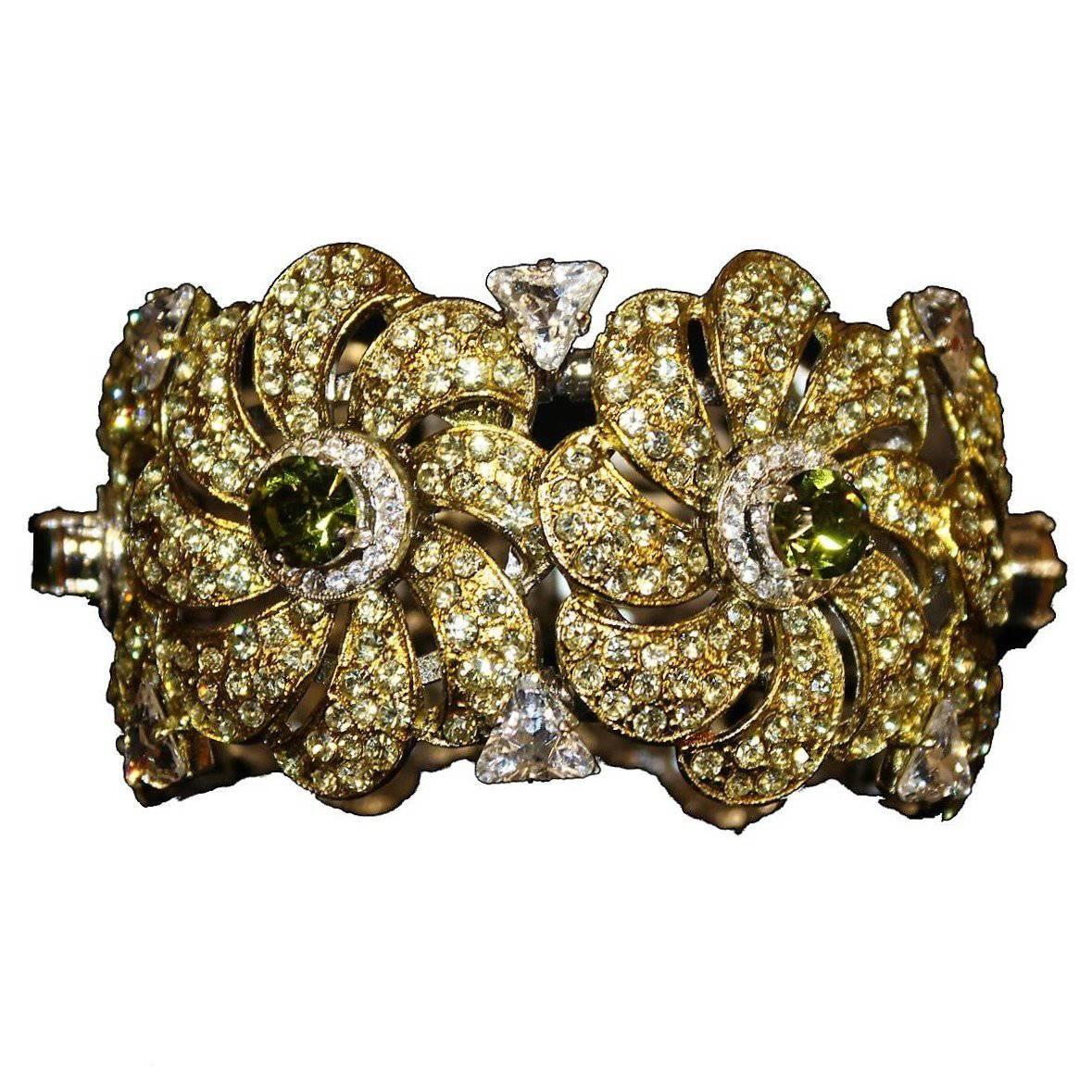 Unique Carlo Zini Milano Floral Bracelet