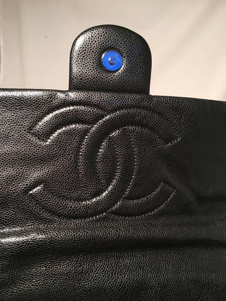 Chanel Black Relaxed Caviar XL Classic Flap Shoulder Bag 3