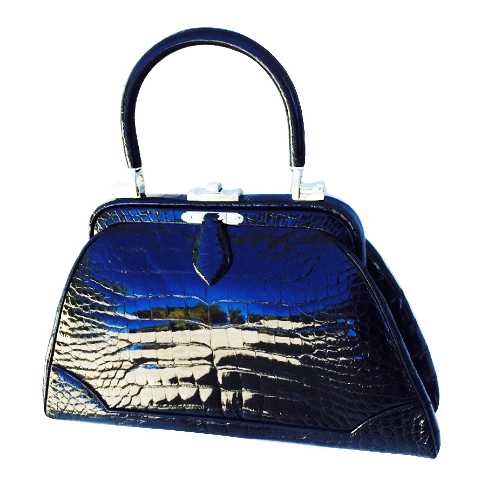 Exquisite Judith Leiber Porosus Crocodile Handbag 1960s For Sale