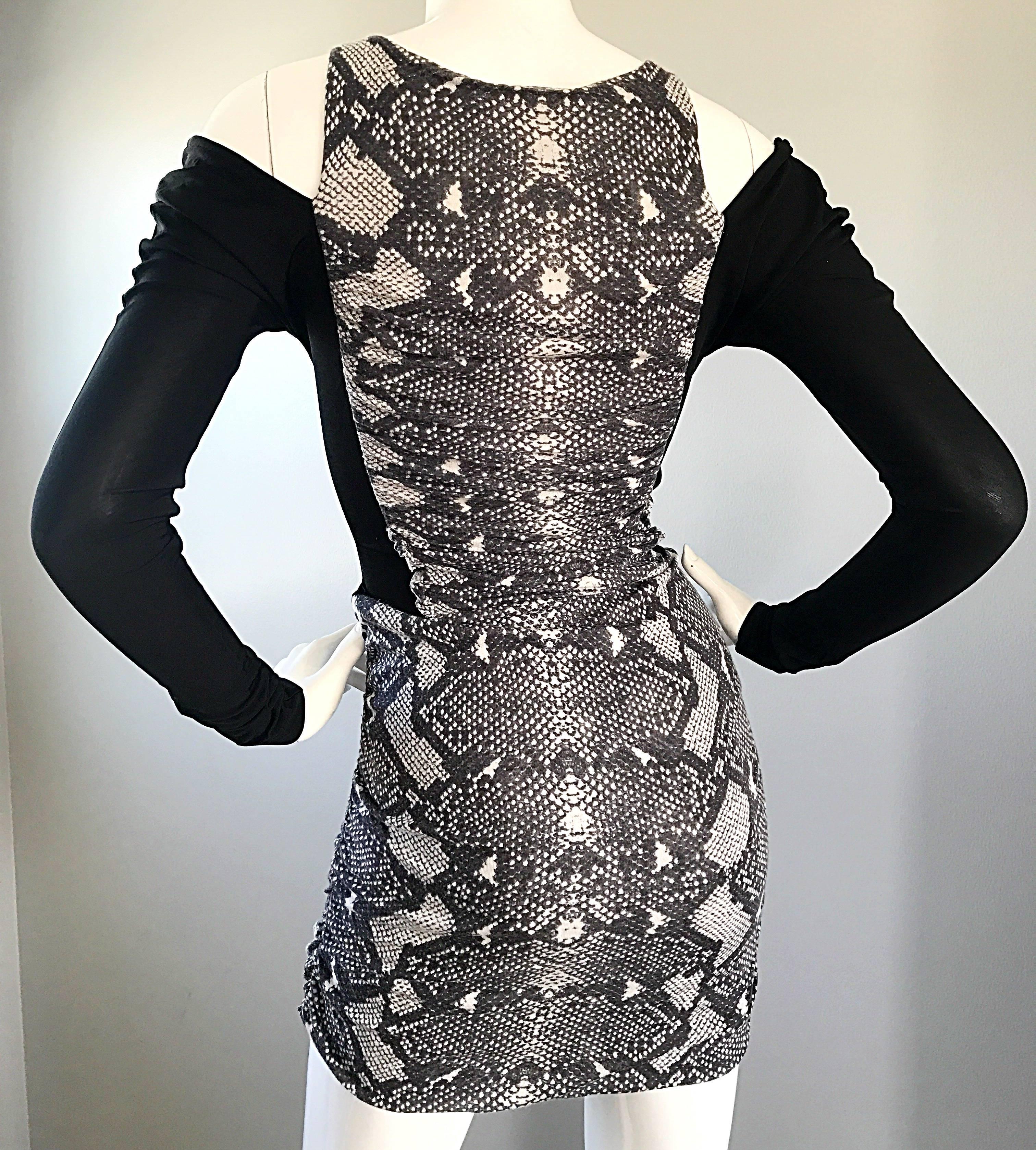 1990s PIERRE BALMAIN Black and White Snakeskin Cold Shoulder Sexy Dress For Sale 2