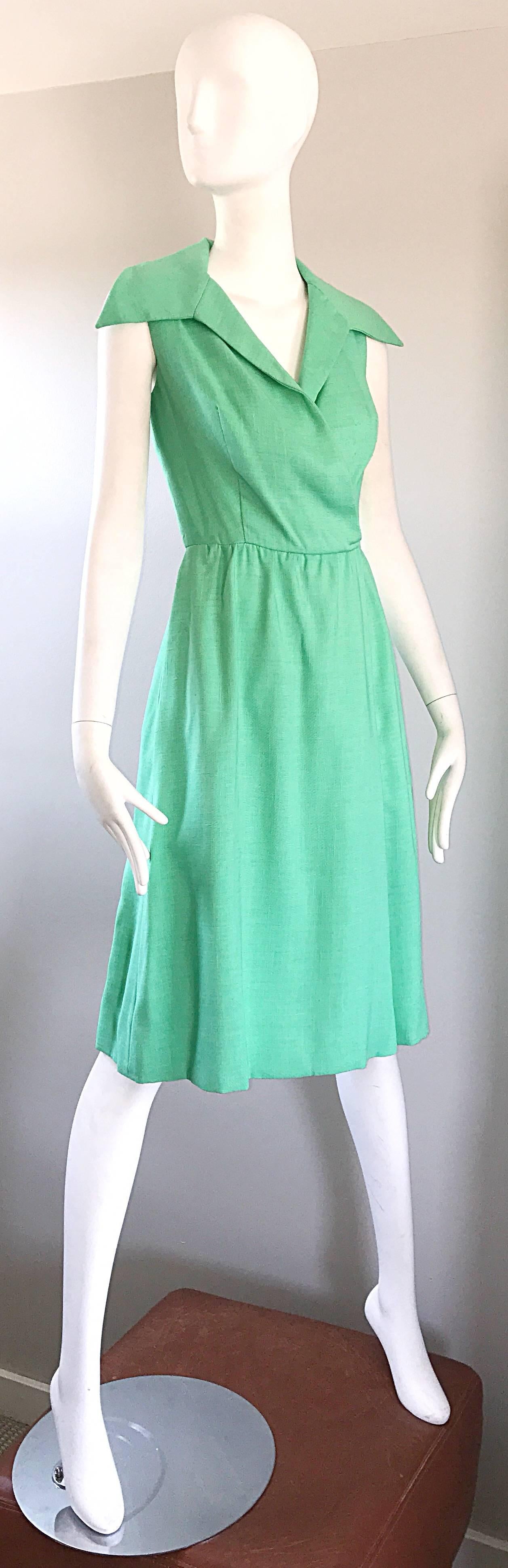 1950s Mollie Parnis Sorbet Light Green Linen Mint Vintage 50s Shirt Dress In Excellent Condition In San Diego, CA