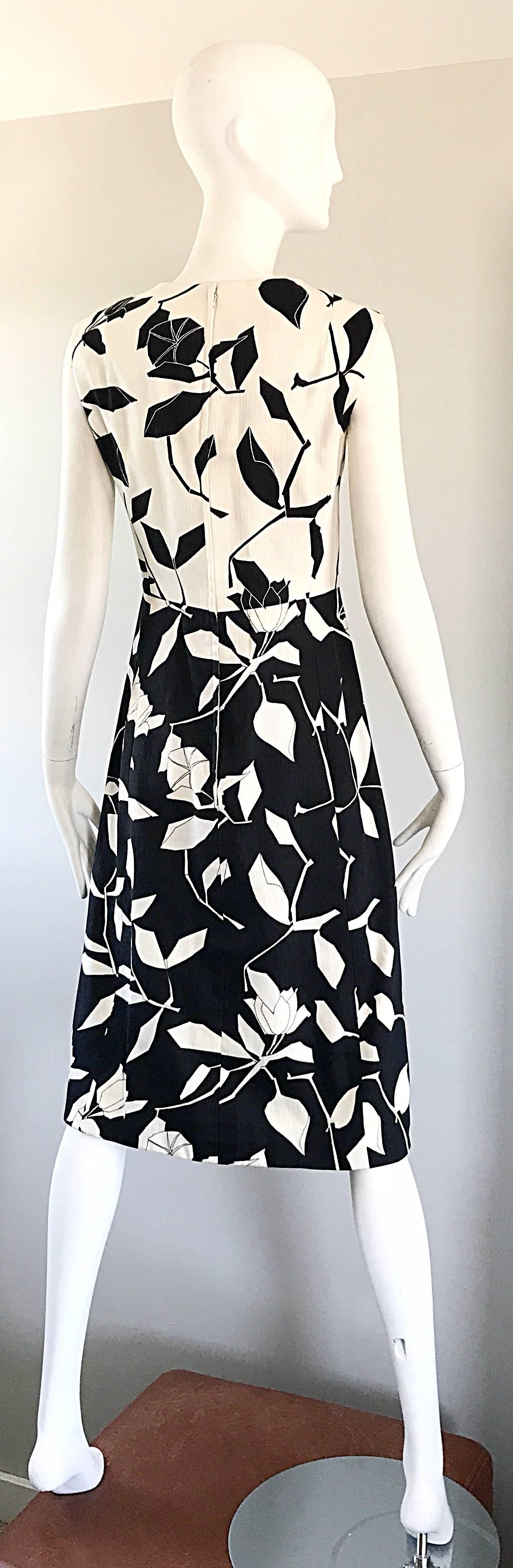 Chic 1960s Black and White Abstract Floral A Line Sleeveless Vintage 60s Dress  1