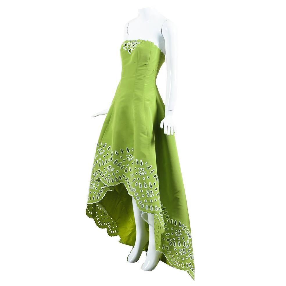 Oscar de la Renta S15 Green Silk Sequined Eyelet High Low Strapless Gown SZ 2 For Sale