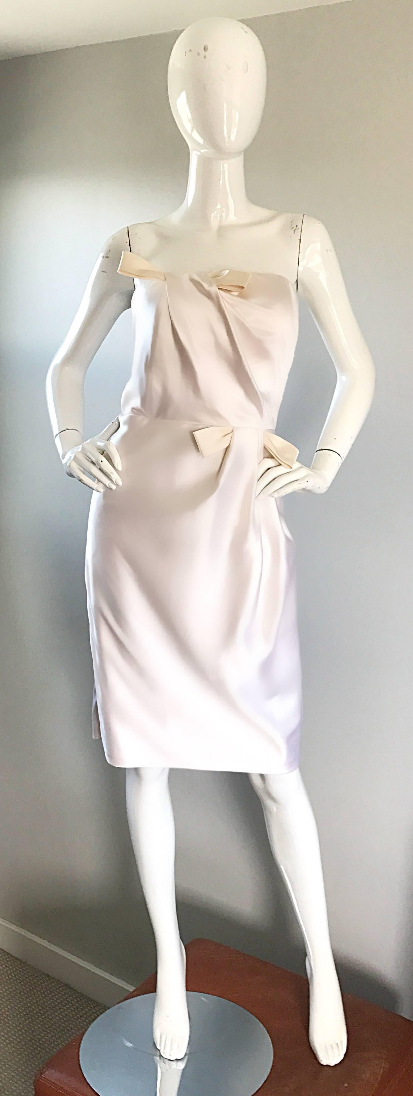 Bill Blass Size 10 Vintage Ivory White Silk Satin Strapless Dress, 1990s  5