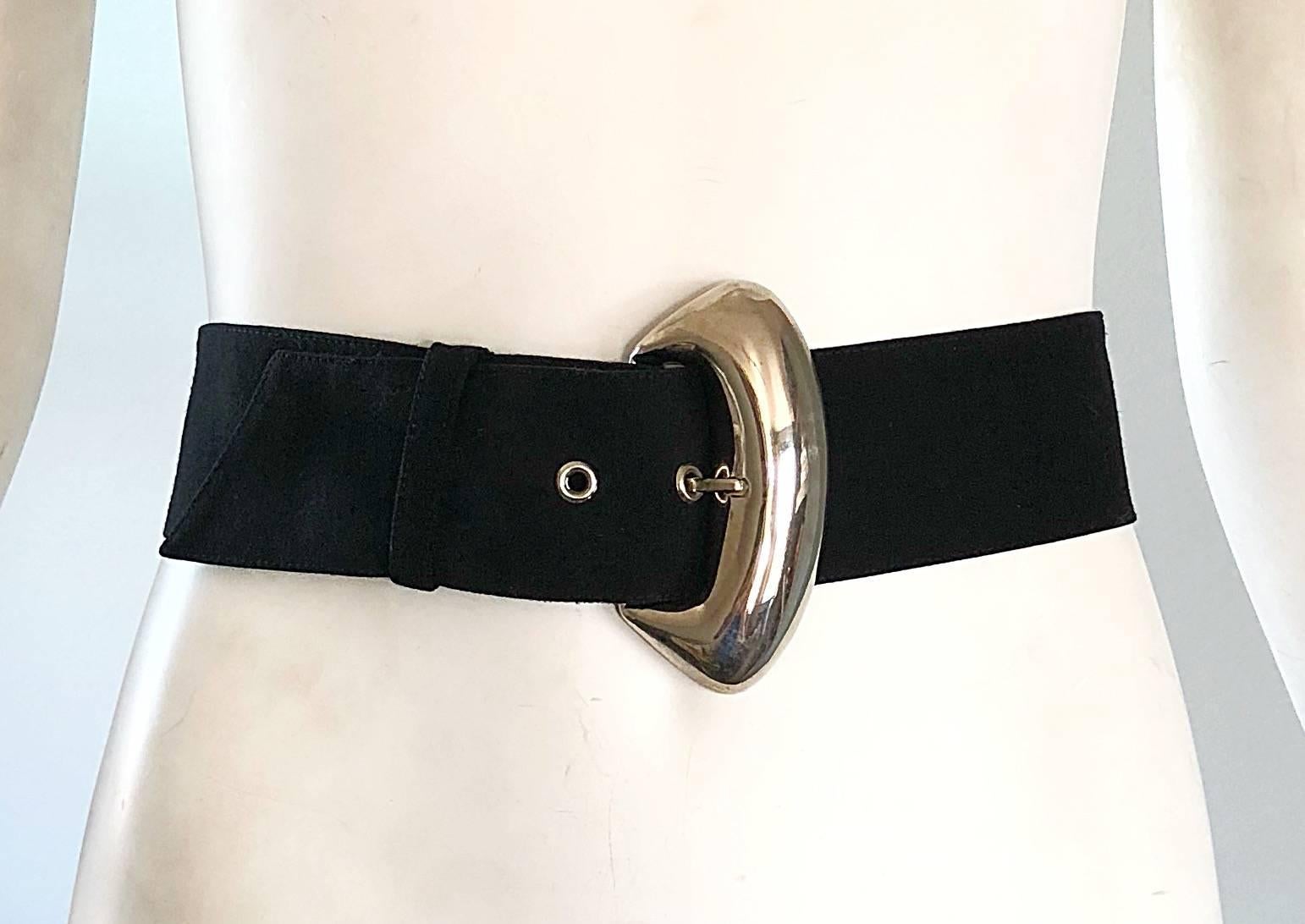 Chic 1990s THIERRY MUGLER Avant Garde black wool belt! Features a large silver buckle. SIgnature Mugler shapes on both the buckle and belt. Classic black belt that will never go out of style, and can easily be dressed up or down. Great with jeans, a