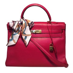 Hermes Red Clemence Leather Gold GHW 35cm Kelly bag