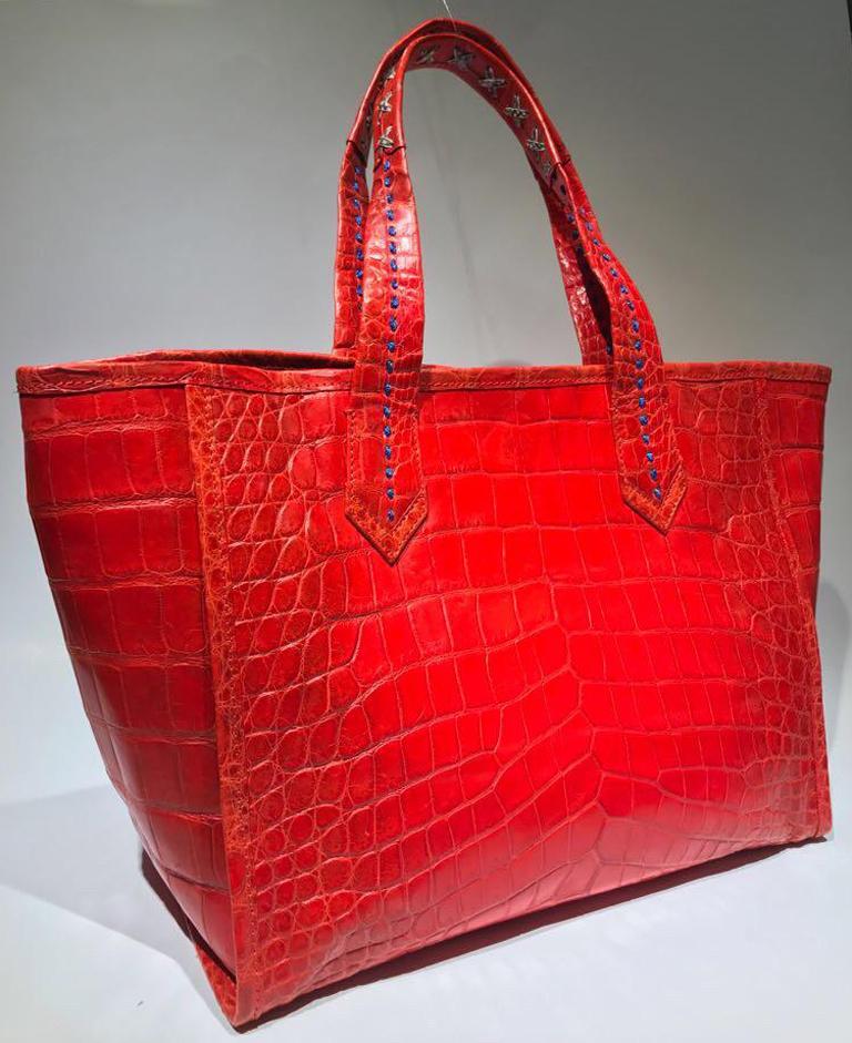 Ana Switzerland Crocodile tote bag . Soft light as garments  For Sale 2