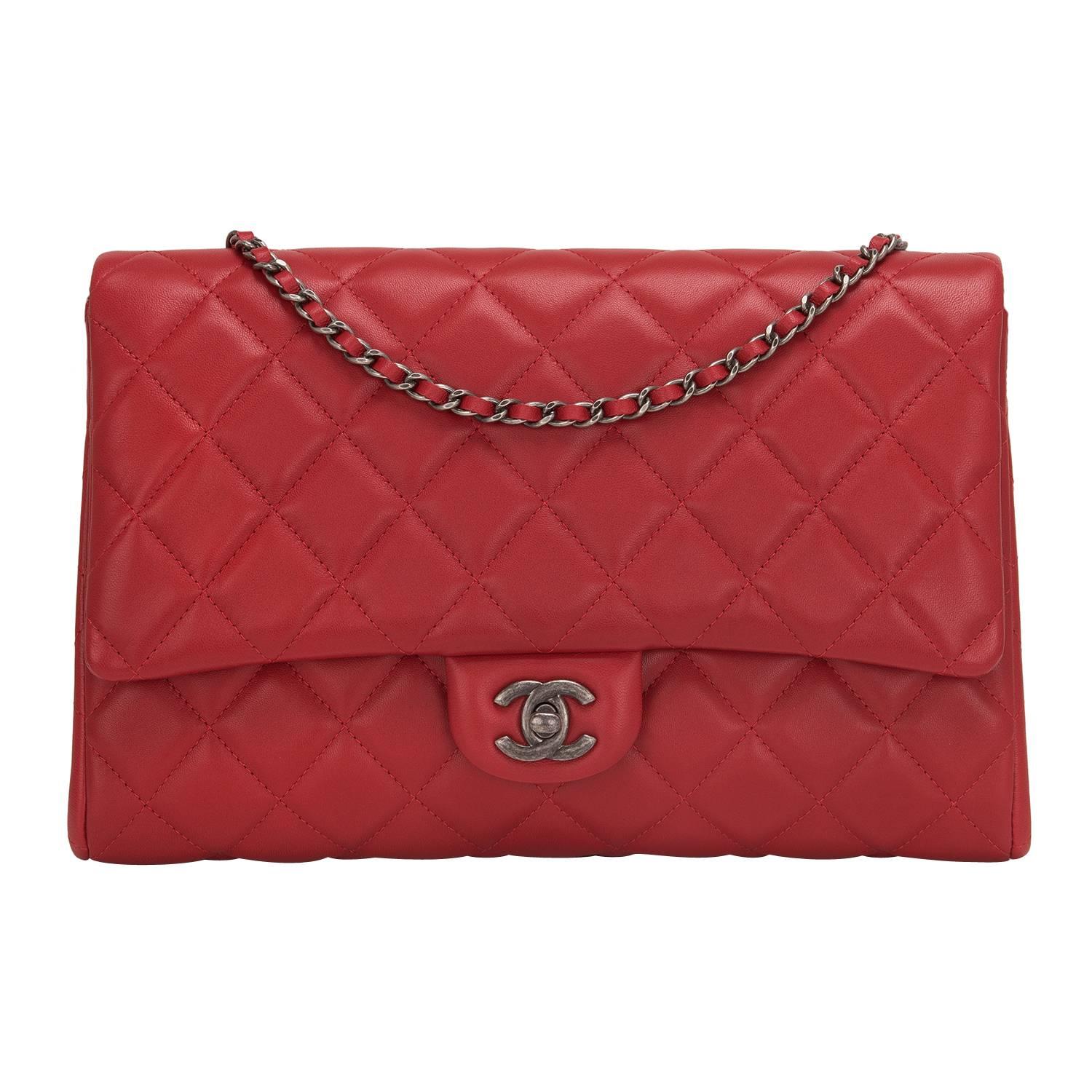 Red Lambskin New Clutch With Chain