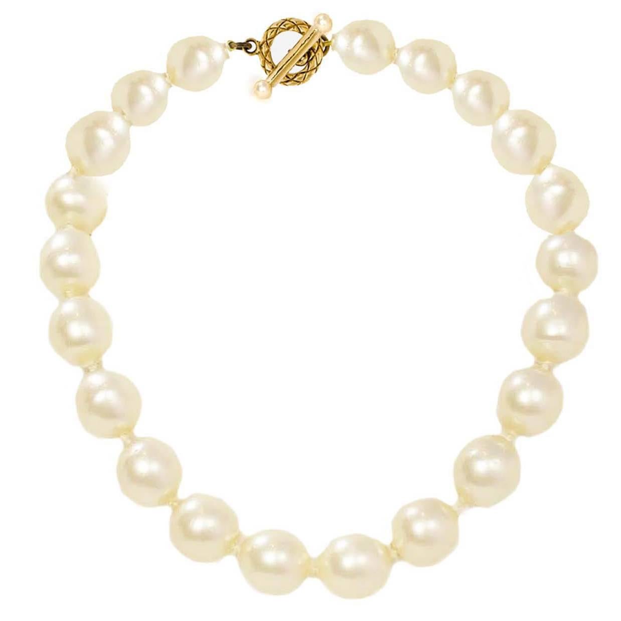 Vintage CHANEL Classic Multi Strand Pearl Choker Necklace