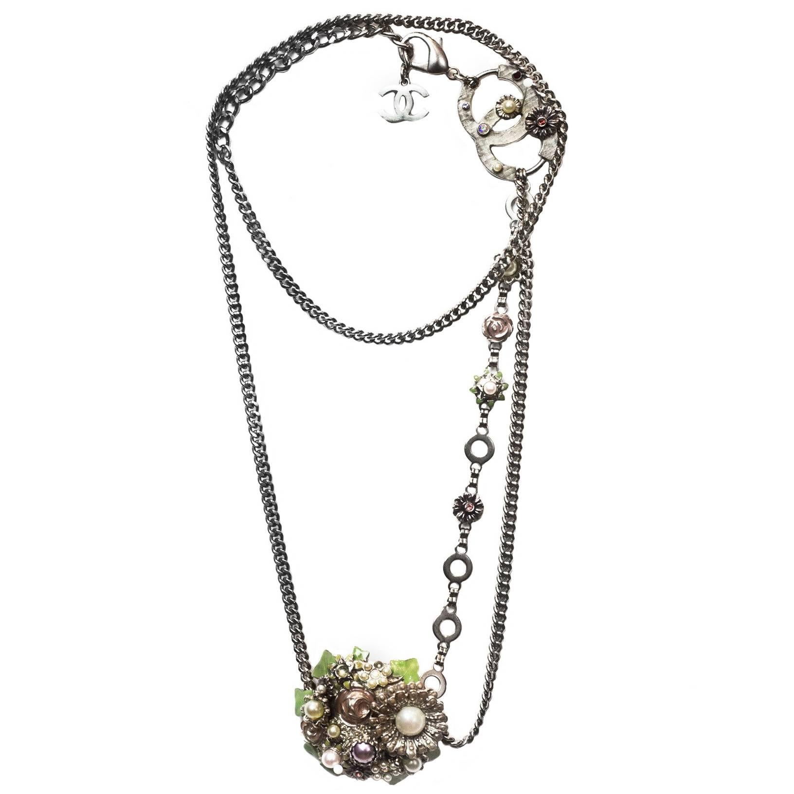 Chanel Silver Flower & CC Chain Belt /Necklace sz L/EU 90
