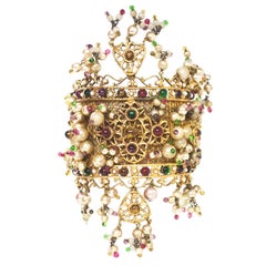 CHANEL Vintage 80's Gripoix & Pearl Gold Cuff Bracelet 5