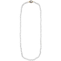 Chanel Vintage '81 Grey Pearl Long Strand Necklace