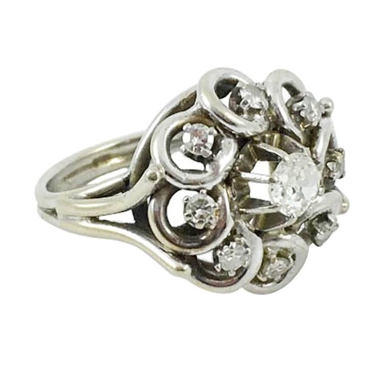 White Gold, Platinum and Diamond Cluster Ring - 1940s For Sale
