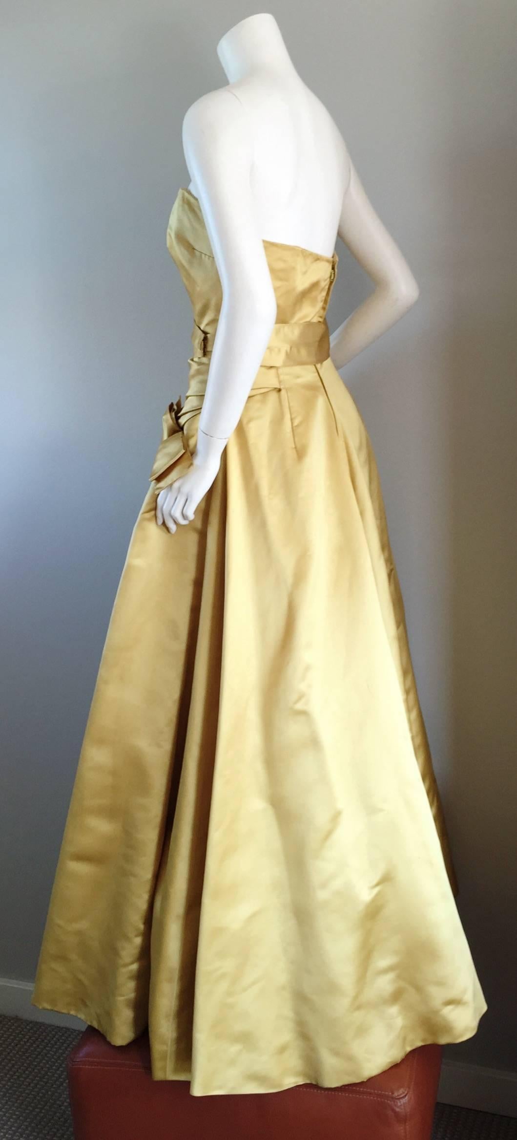Exceptional 1950s Harvey Berin for I. Magnin Gold Vintage 50s Satin Gown / Dress In Excellent Condition In San Diego, CA