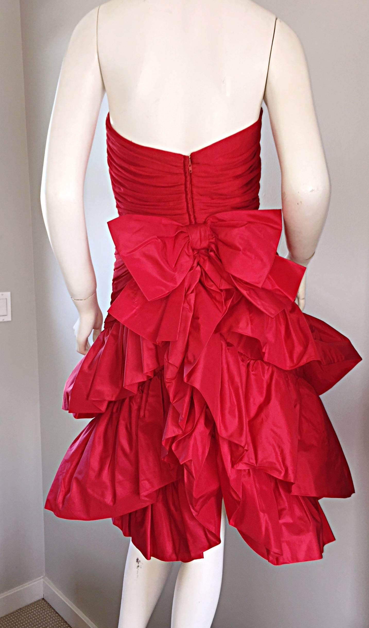 Vintage Jill Richards 1980s For Saks Fifth Avenue Red Avant Garde Silk Dress For Sale 1