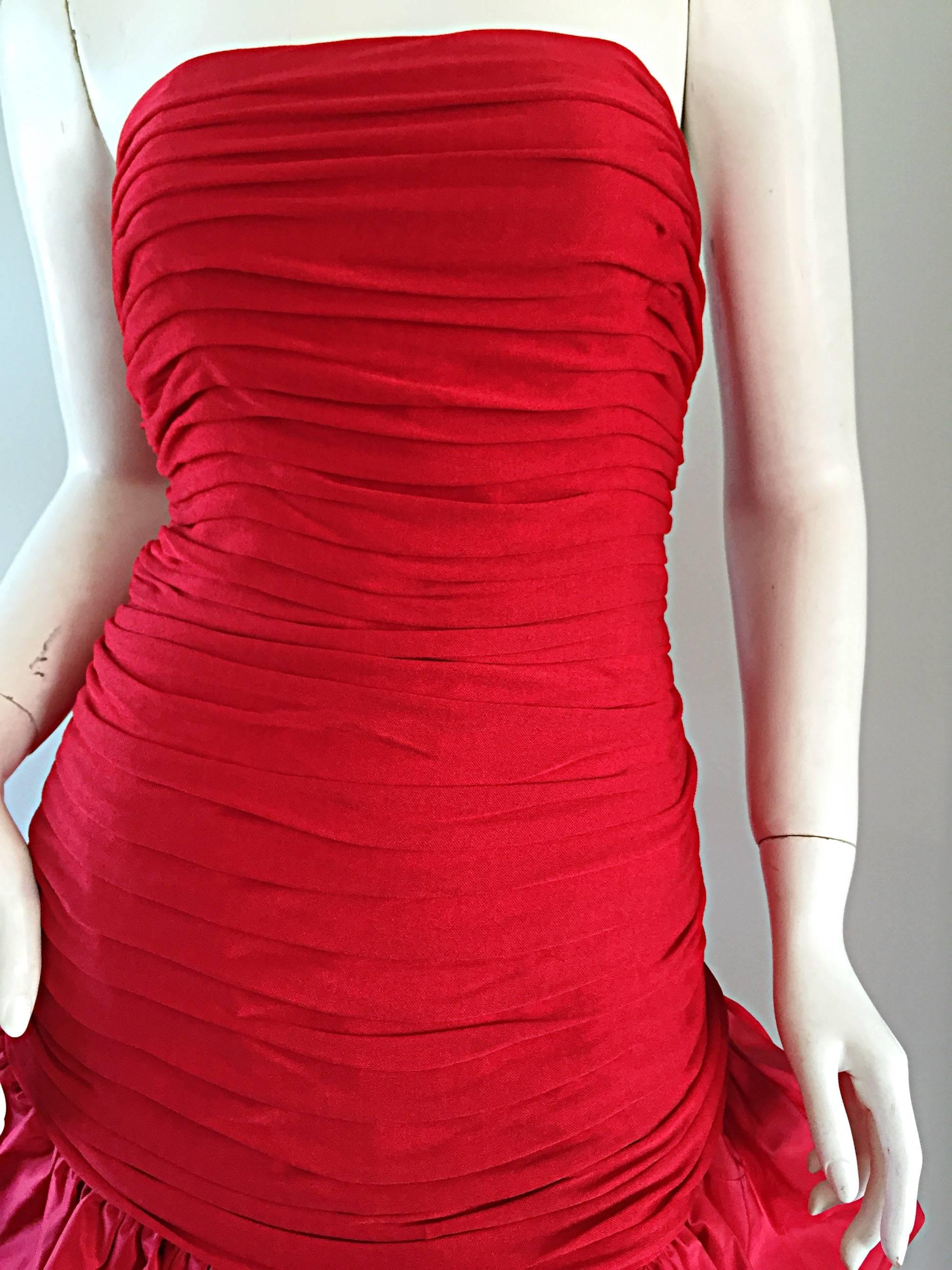 Vintage Jill Richards 1980s For Saks Fifth Avenue Red Avant Garde Silk Dress For Sale 3