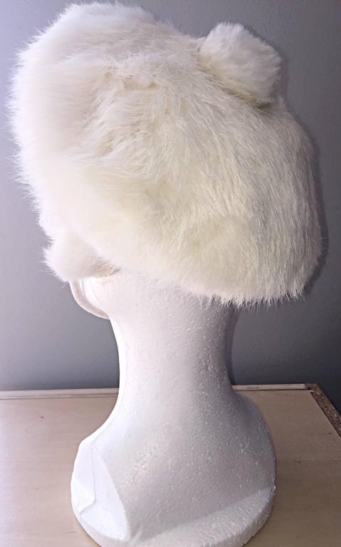 Chic 1960s 60s White Vintage Rabbit Fur Beret Hat w/ Pom Pom at 1stDibs ...