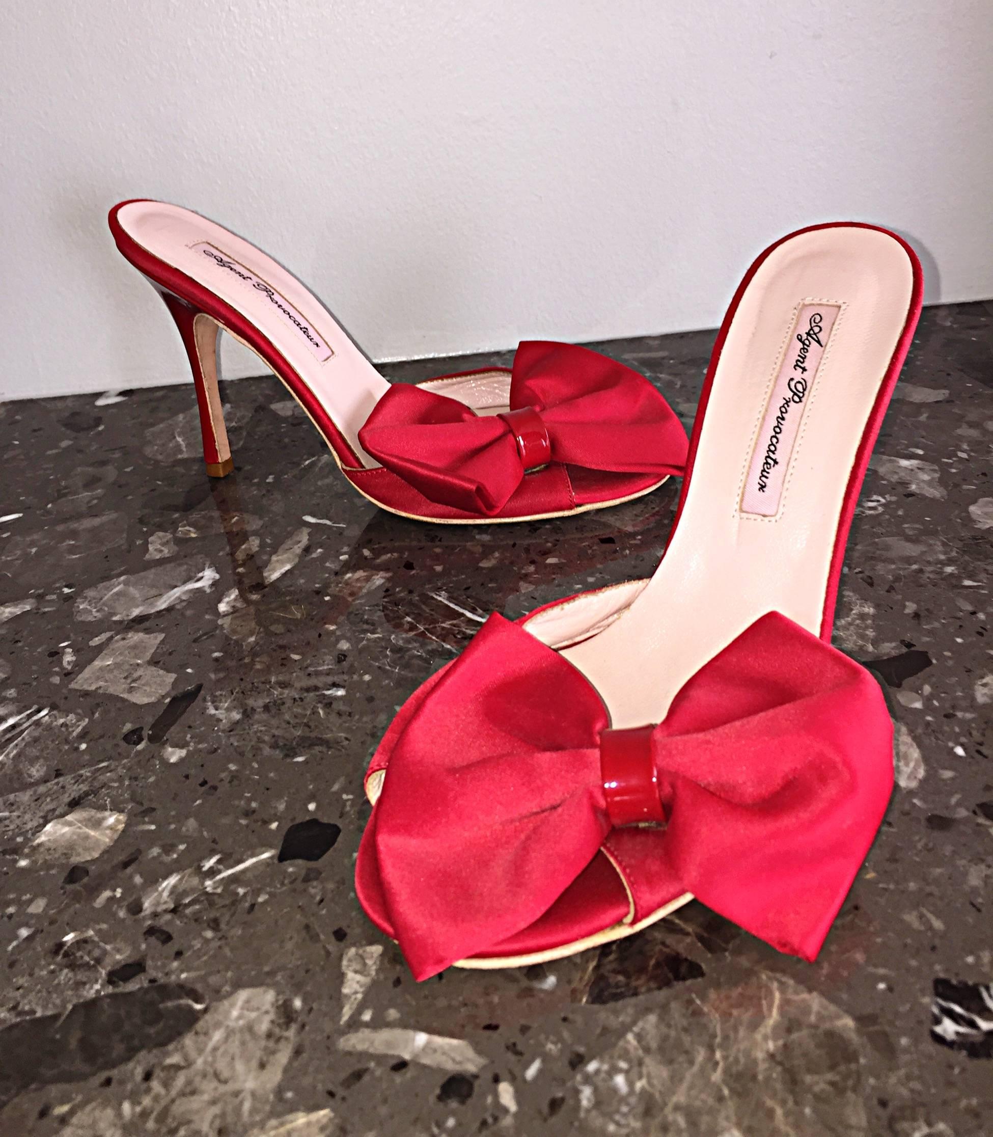 Agent Provocateur Sexy Rot Schleife Heels Slides Größe 36 / 6 Made in Italy Nie getragen im Angebot 2
