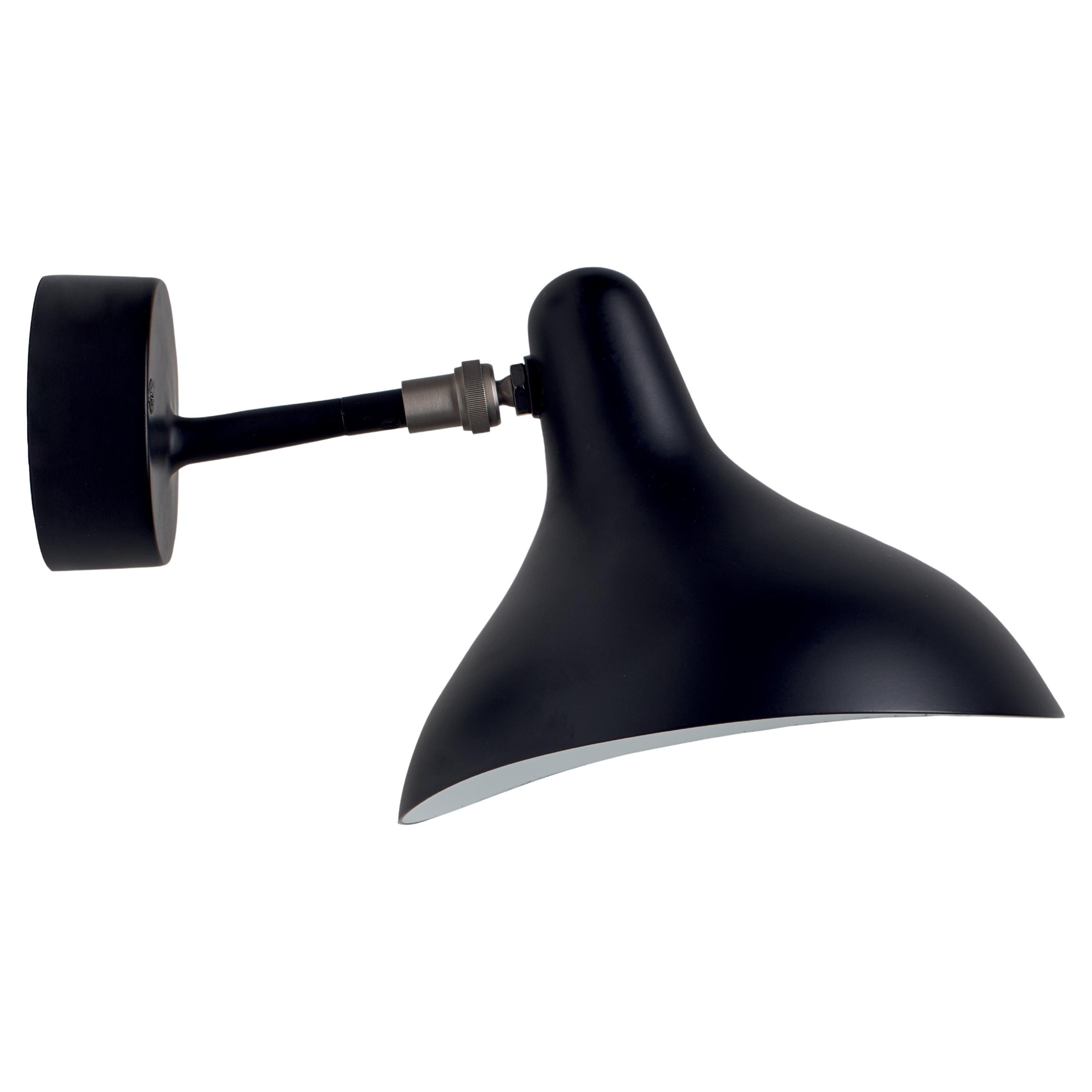 DCW Editions Mini lampe murale Mantis BS5 en acier noir et aluminium