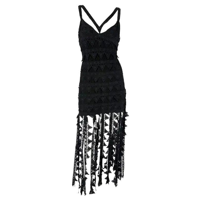 Chloé, temporada primavera-verano 1993, diseño de Karl Lagerfeld. Vestido de encaje triangular con estampado floral negro de pasarela, FR40 en venta