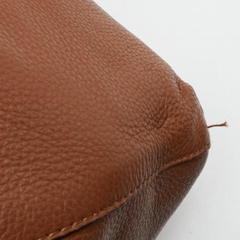 Michael Kors - Tote con catena in pelle marrone in vendita 3