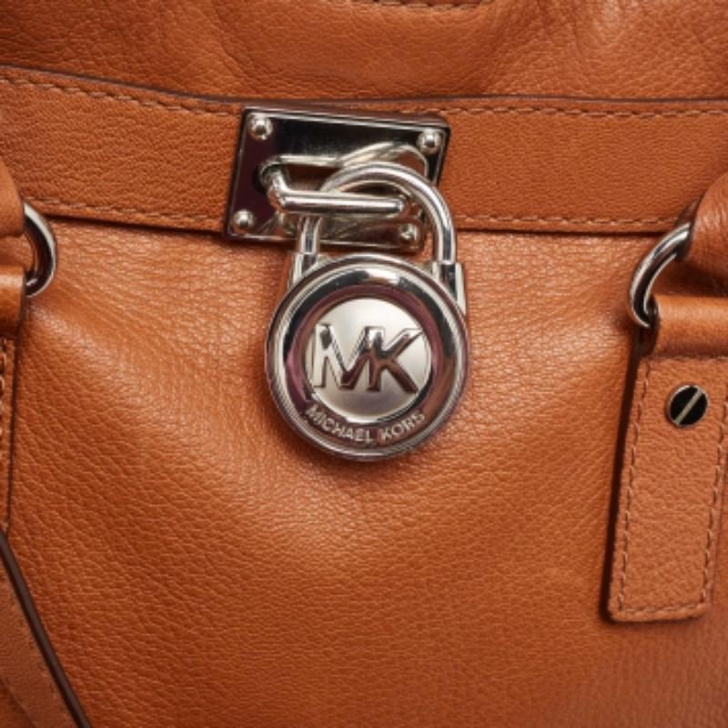 Michael Michael Kors - Tote in pelle marrone grande North South Hamilton In condizioni buone in vendita a Dubai, Al Qouz 2