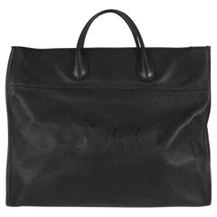 Gucci Große Tote Tasche mit Logo aus schwarzem Kieselsteinleder