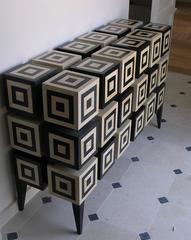 Buffet "Ondulazione" in wkite e marquetery di sicomoro nero di Aymeric Lefort