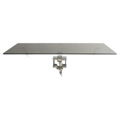Table basse en verre acrylique par Michel Dumas, 1970