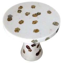 Table en pietra dura faite main, parsemée de pensées
