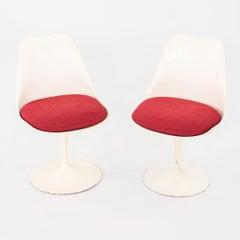 1960s Pair of Eero Saarinen for Knoll Model 150 Side Tulip Armless Dining Chairs