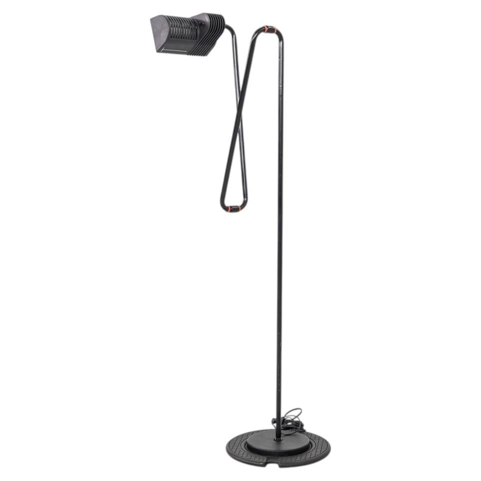 Lampe sur pied réglable de style postmoderne, créée dans les années 1980 par Hannes Wettstein pour Belux (Espagne) en vente