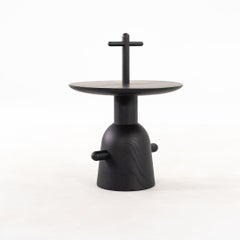 Anni '20: tavolino "Poetique" di Jaime Hayon per Reaction, in legno massello di frassino tinto
