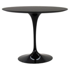 2018 Eero Saarinen for Knoll Tulip Dining Table in Black Laminate 35"